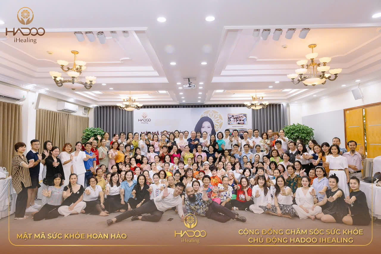 Cộng đồng Mật Mã Sức Khoẻ Hoàn Hảo 369 - hàng trăm phụ nữ cùng nhau